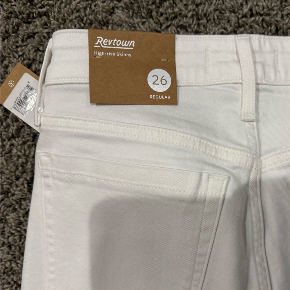 NWT Revtown white high rise skinny jeans, size 26 - Picture 6 of 6